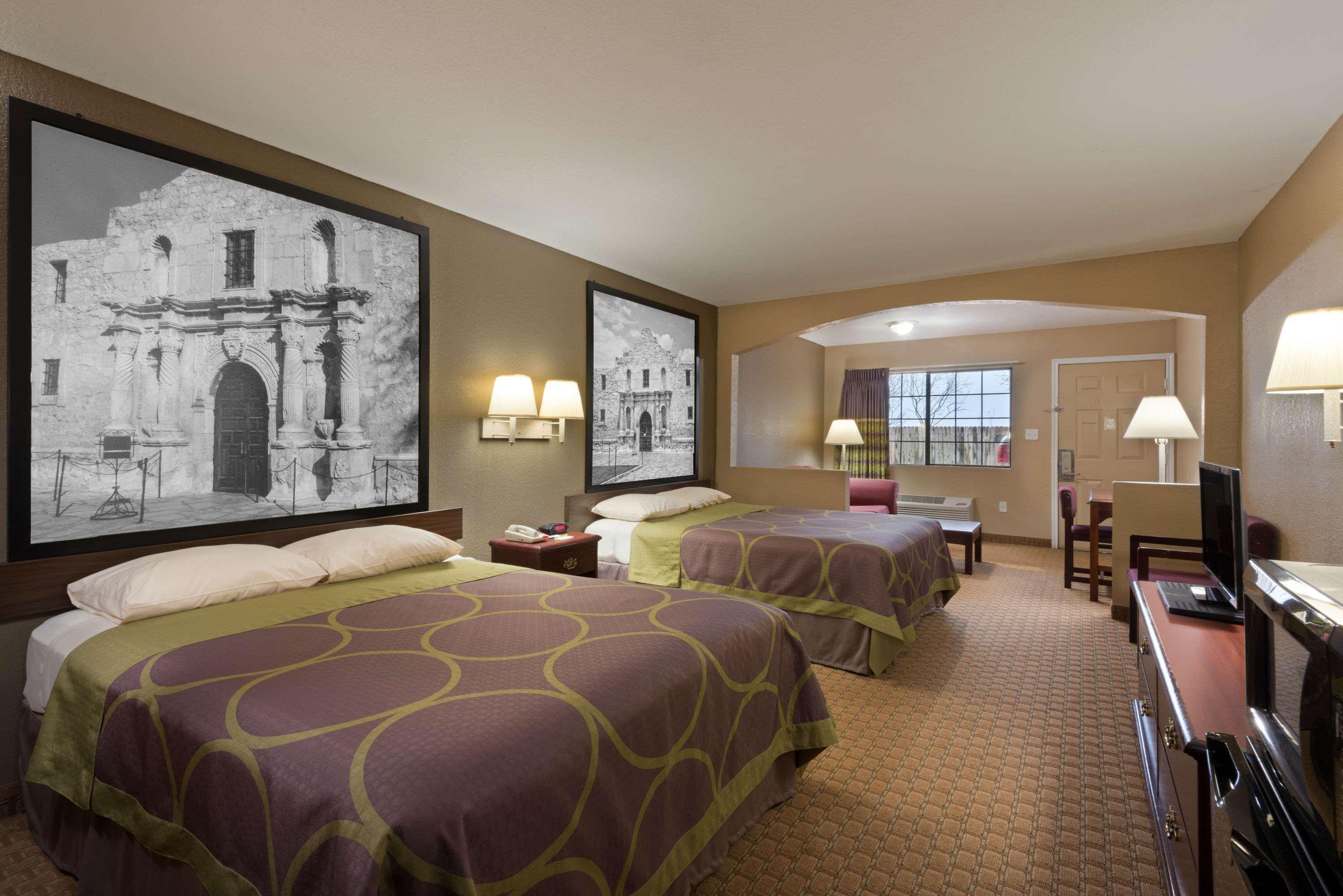 Super 8 By Wyndham San Antonio/Riverwalk Area Extérieur photo