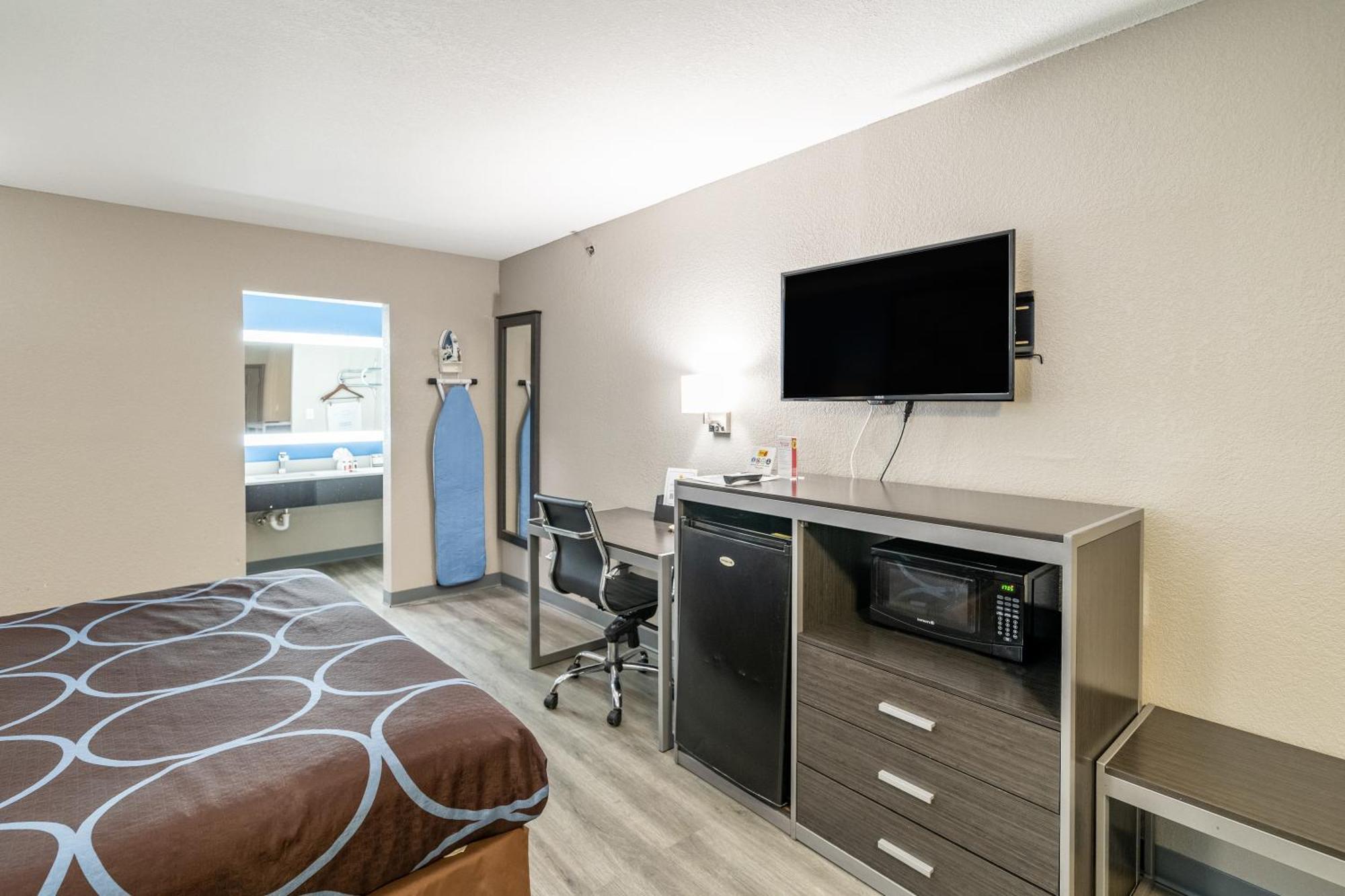 Super 8 By Wyndham San Antonio/Riverwalk Area Extérieur photo
