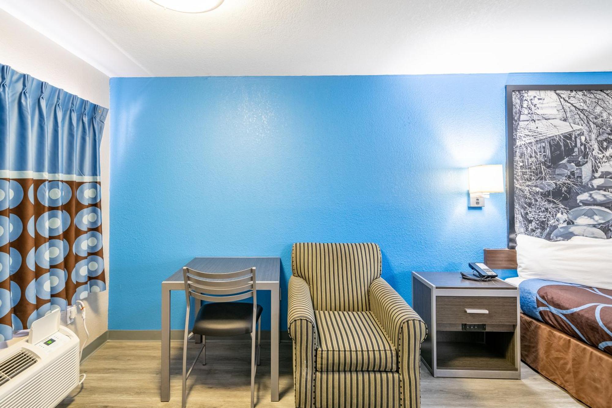 Super 8 By Wyndham San Antonio/Riverwalk Area Extérieur photo