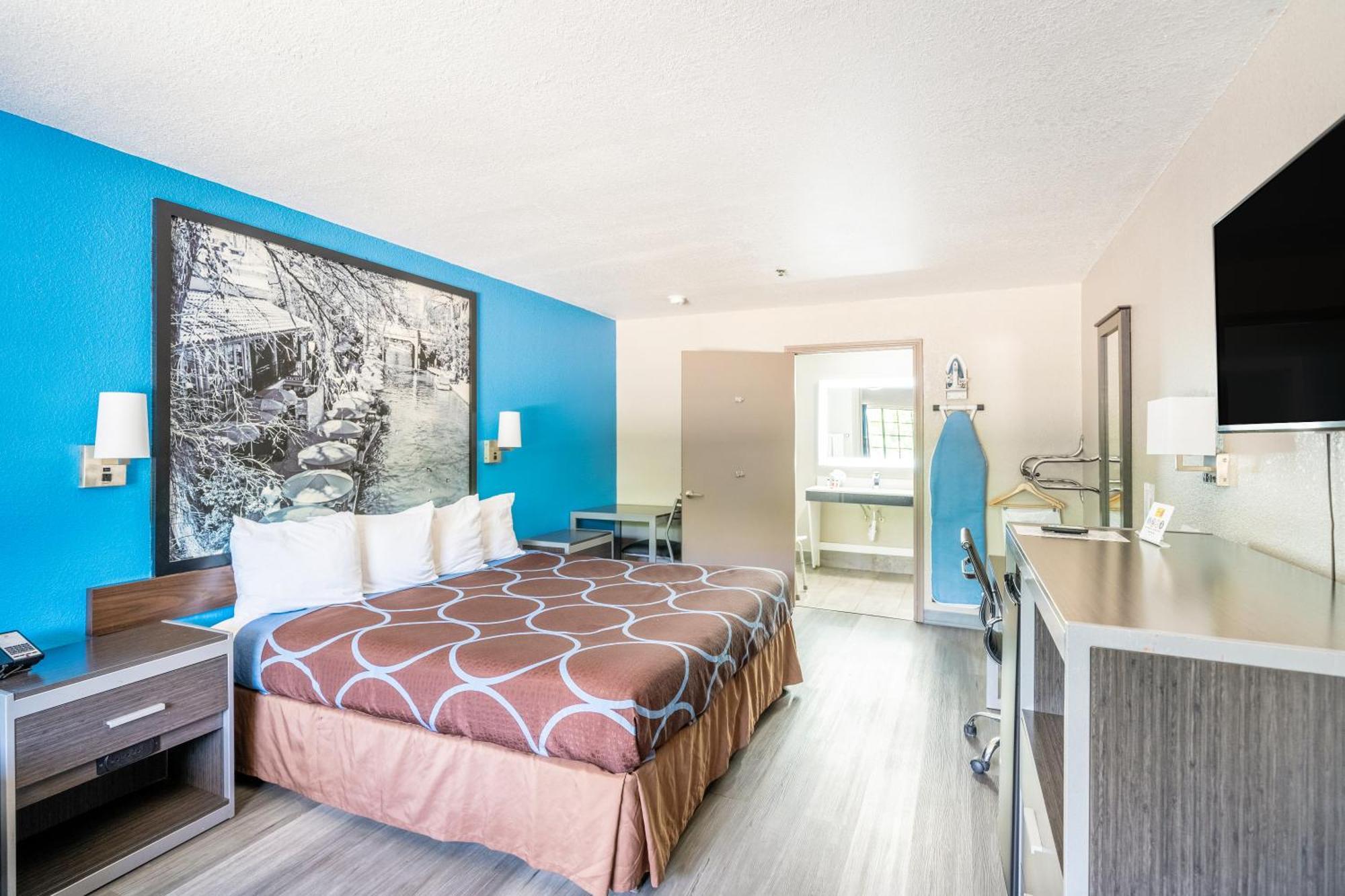 Super 8 By Wyndham San Antonio/Riverwalk Area Extérieur photo