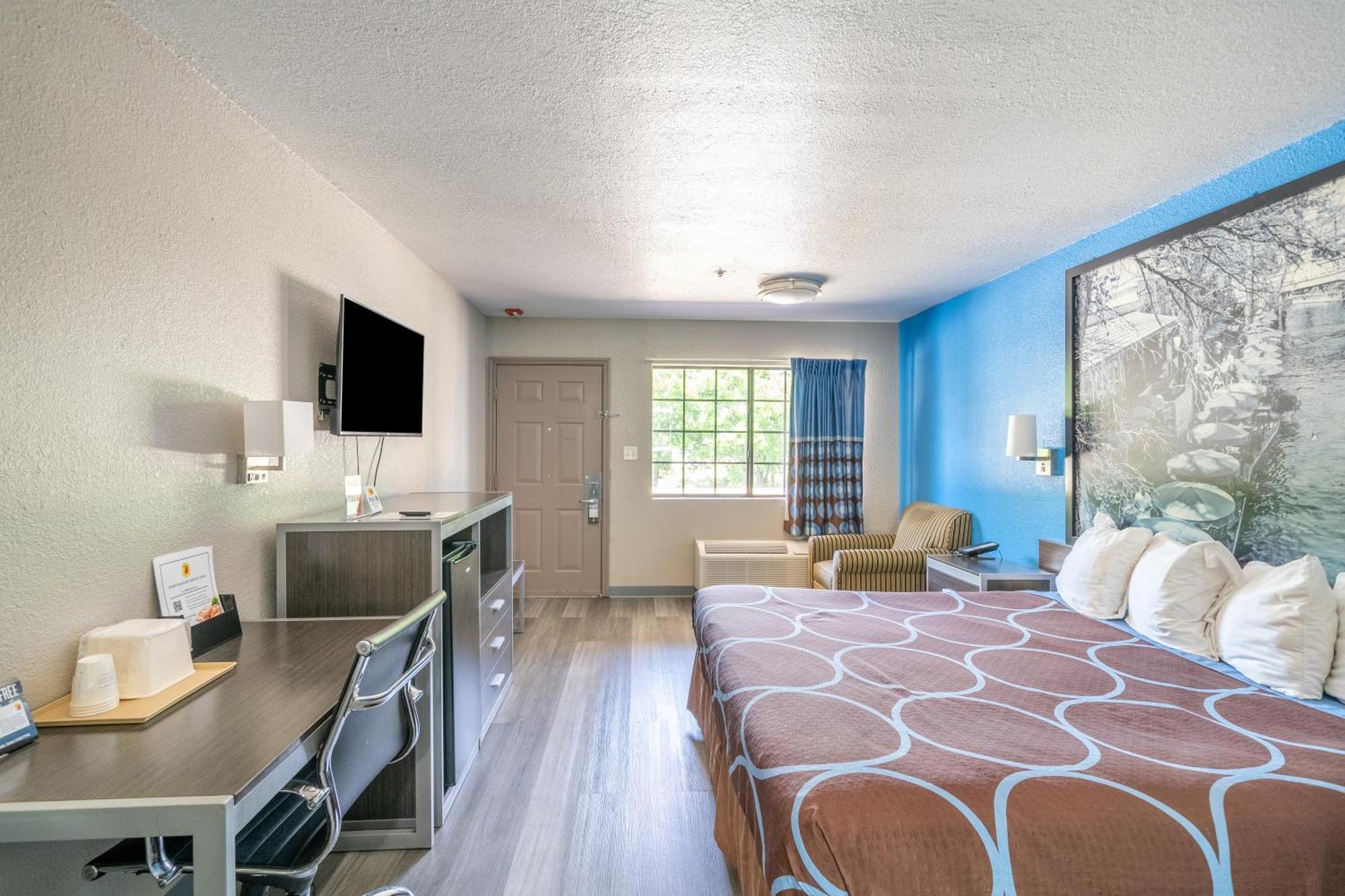 Super 8 By Wyndham San Antonio/Riverwalk Area Extérieur photo