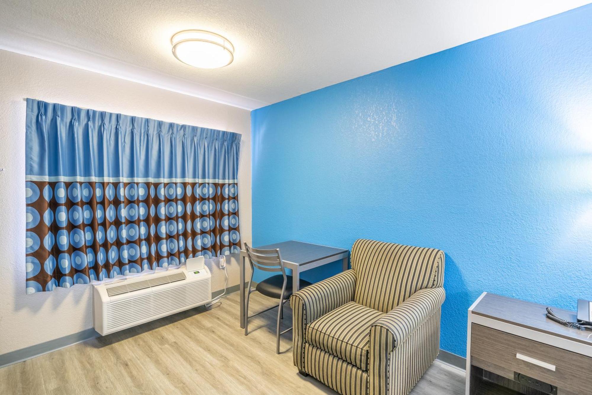 Super 8 By Wyndham San Antonio/Riverwalk Area Extérieur photo