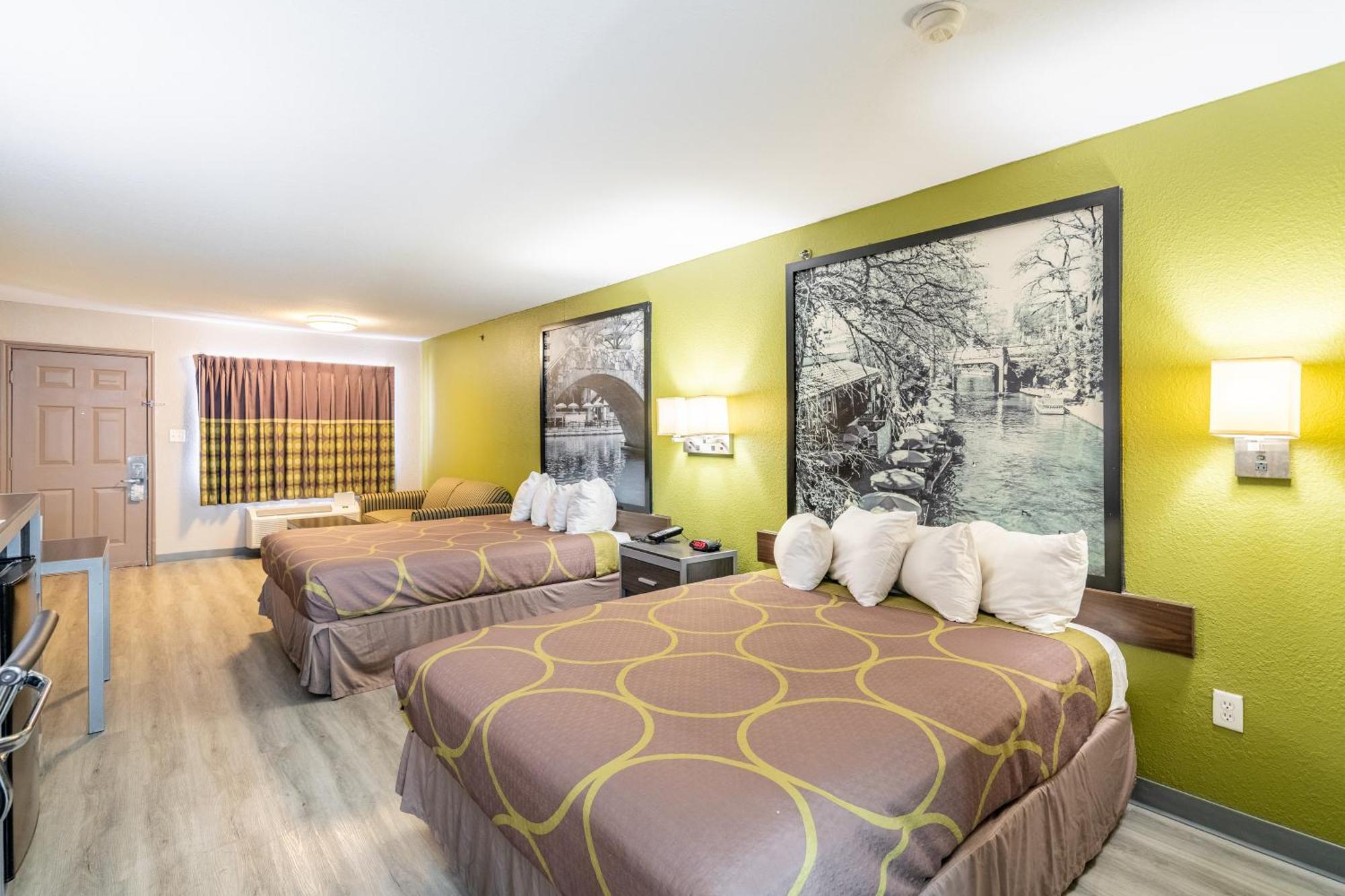 Super 8 By Wyndham San Antonio/Riverwalk Area Extérieur photo