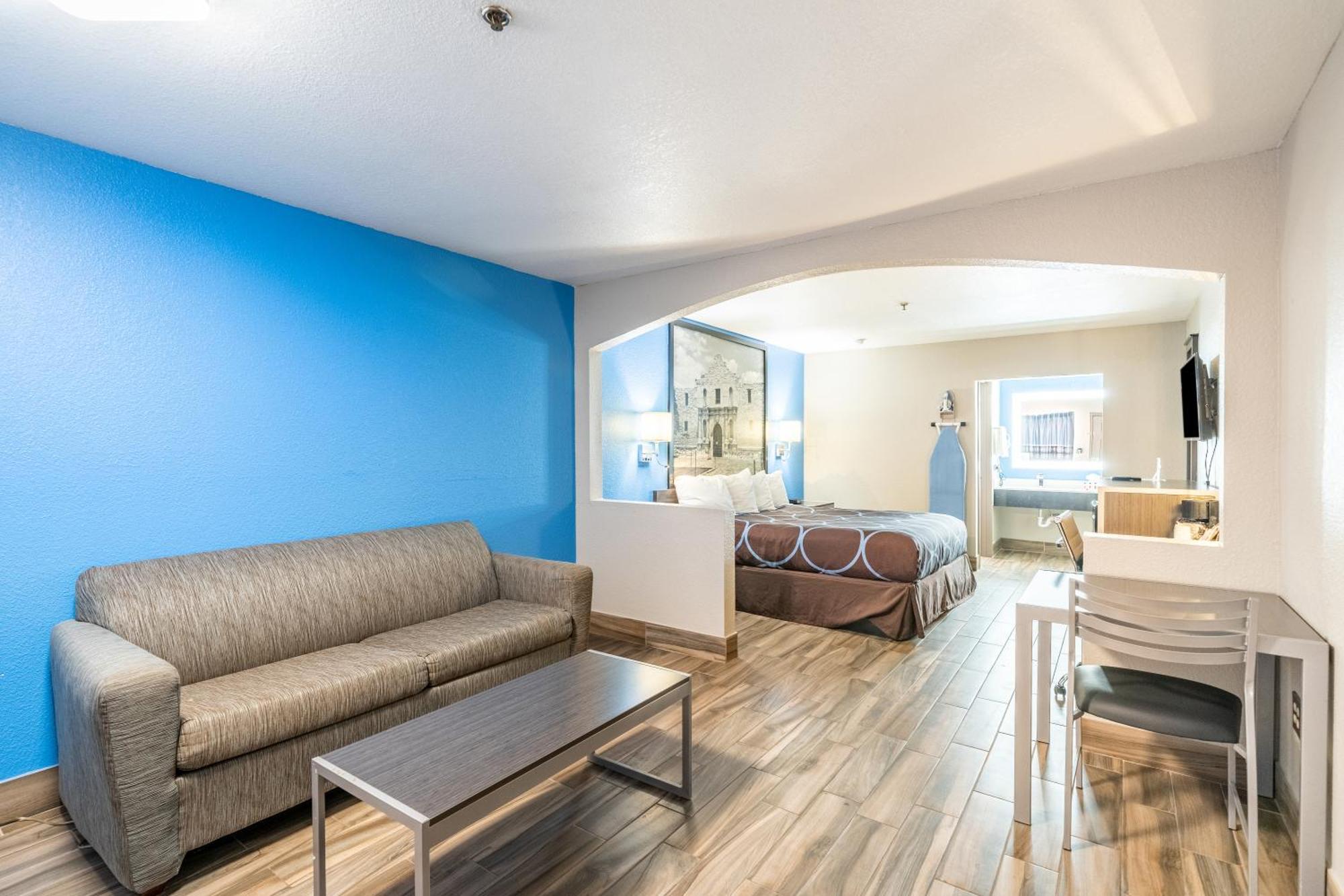 Super 8 By Wyndham San Antonio/Riverwalk Area Extérieur photo