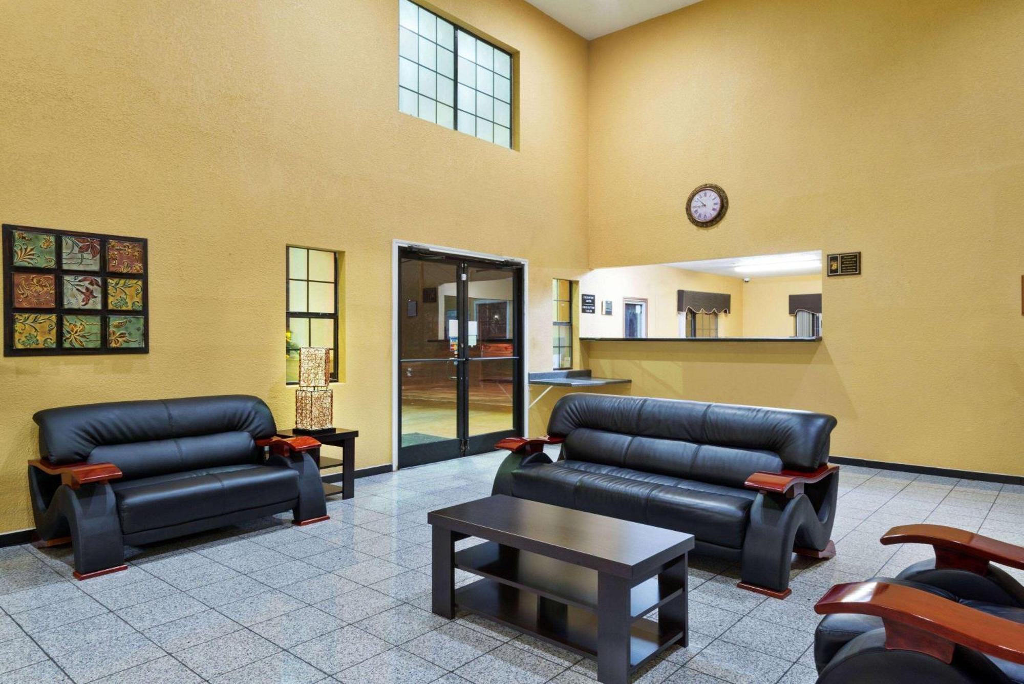 Super 8 By Wyndham San Antonio/Riverwalk Area Extérieur photo