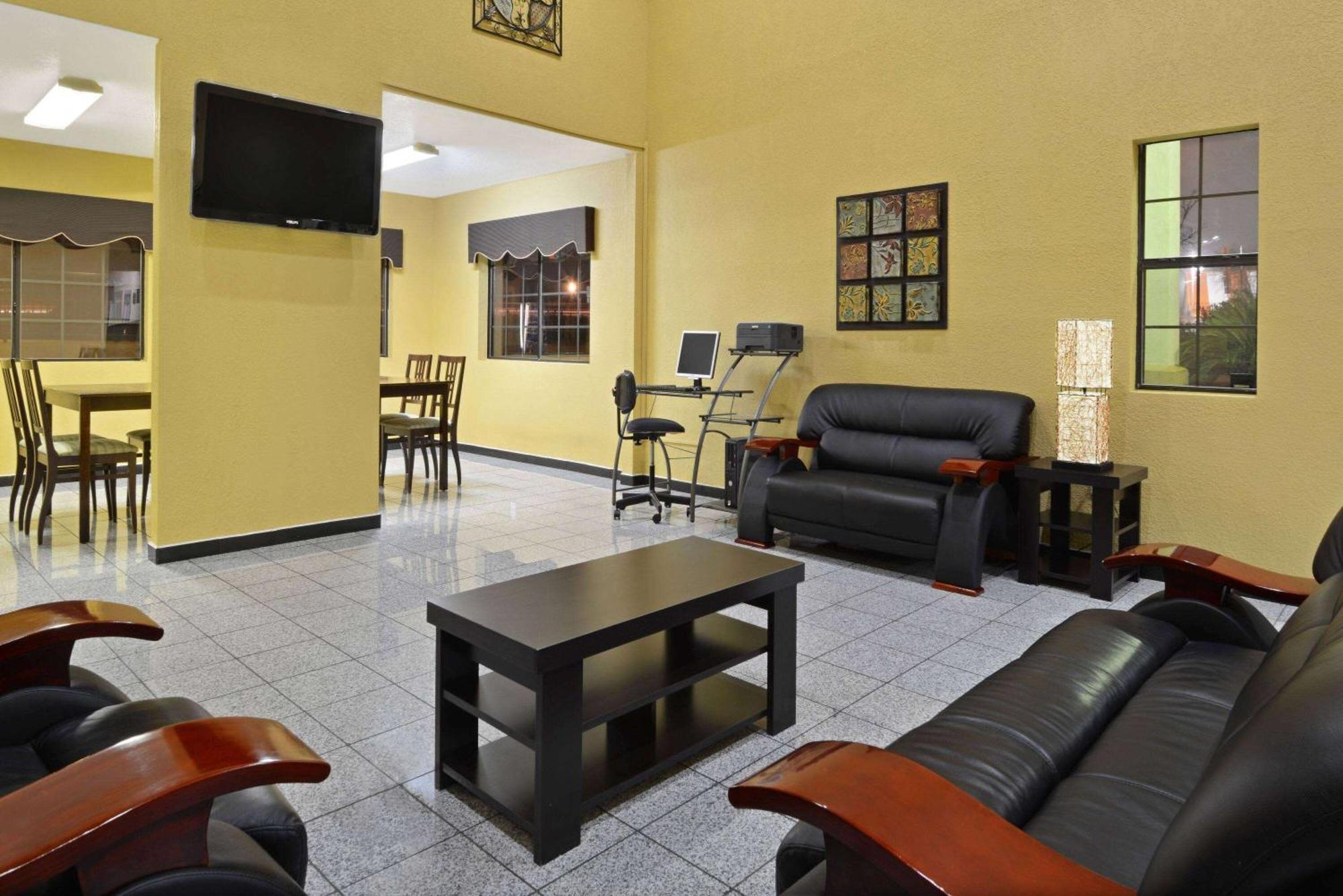Super 8 By Wyndham San Antonio/Riverwalk Area Extérieur photo